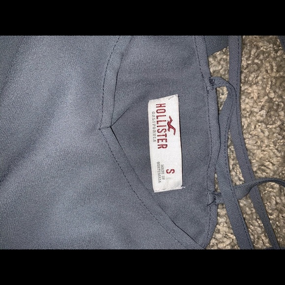 Gray cross back blouse - Picture 2 of 3